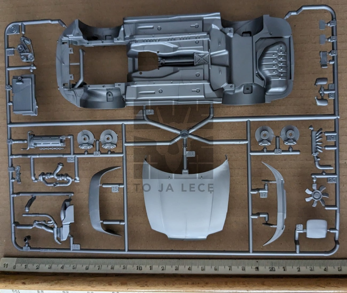 Zdjęcie dodatkowe produktu Toyota Supra MK4 1:24 Tamiya 24123