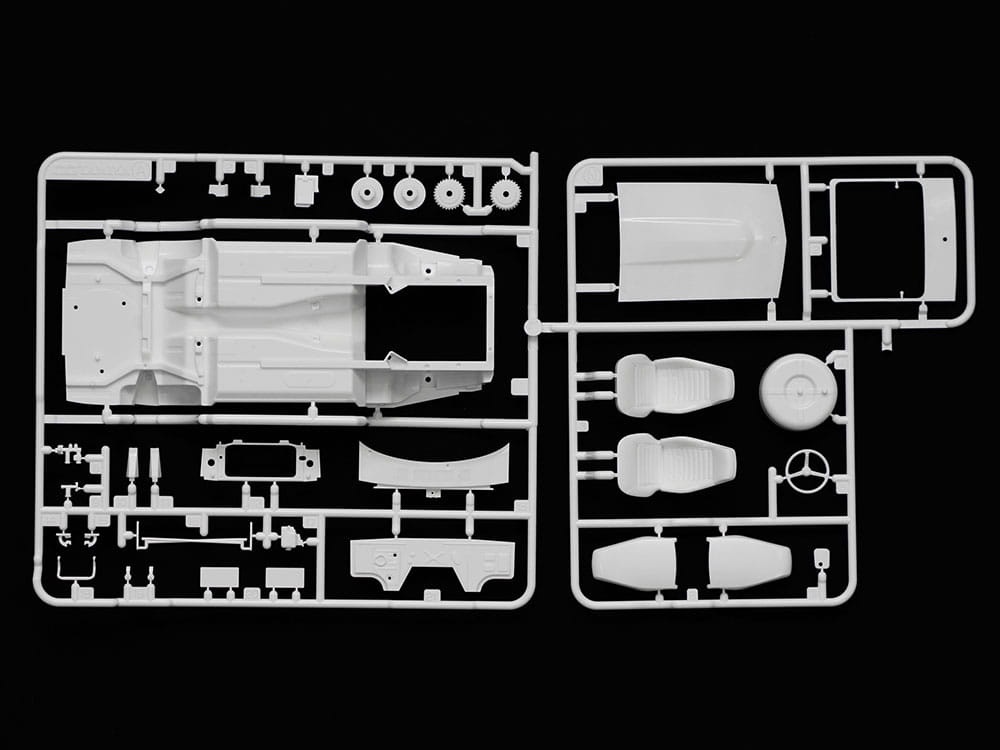 Zdjęcie dodatkowe produktu Nissan Fairlady 240Z Street-Custom 1:24 Tamiya 24367