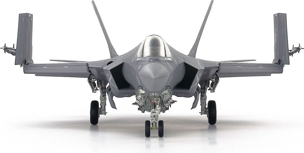 Zdjęcie dodatkowe produktu Lockheed Martin F-35C Lightning II 1:48 Tamiya 61127