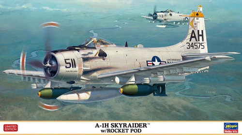 A-1H Skyraider z zasobnikiem rakietowym 1:72 Hasegawa 02466