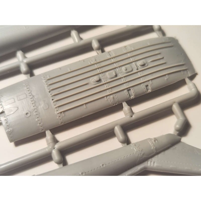 Zdjęcie dodatkowe produktu PZL W-3A Sokół Czech Air Force 1:72 Answer AA72001