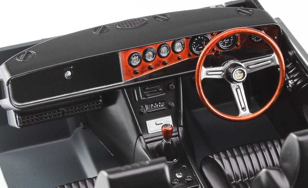 Zdjęcie dodatkowe produktu Isuzu 117 Coupe (Early) 1:24 Hasegawa HC44
