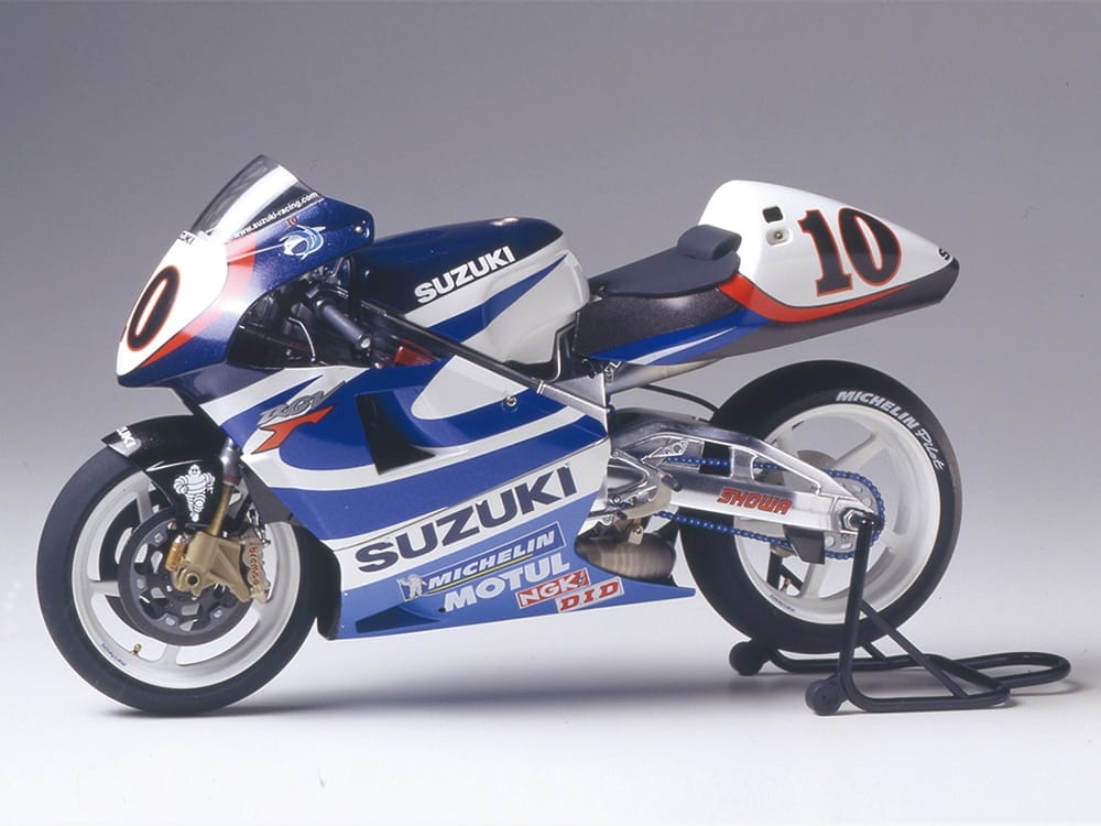 Zdjęcie dodatkowe produktu Suzuki XR89 (RGV-Γ) 1:12 Tamiya 14081