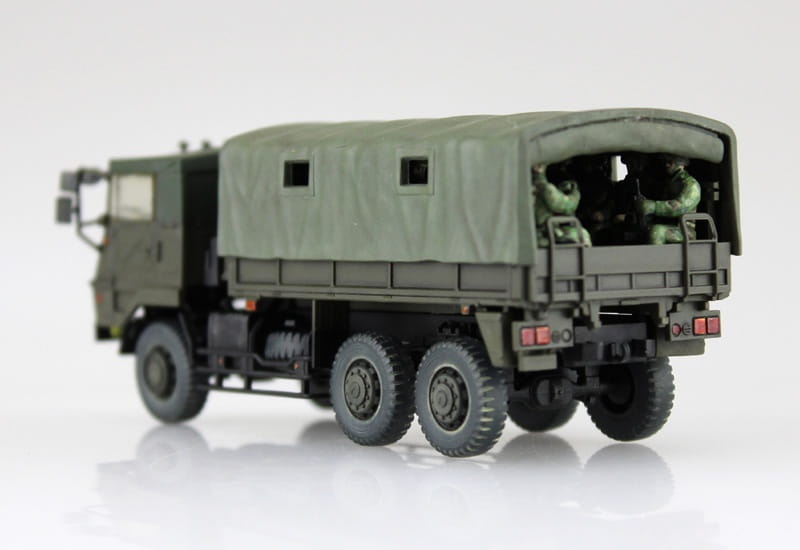 Zdjęcie dodatkowe produktu JGSDF Type73 Truck (W/20 Infantry Figures) 1:72 Aoshima 012093