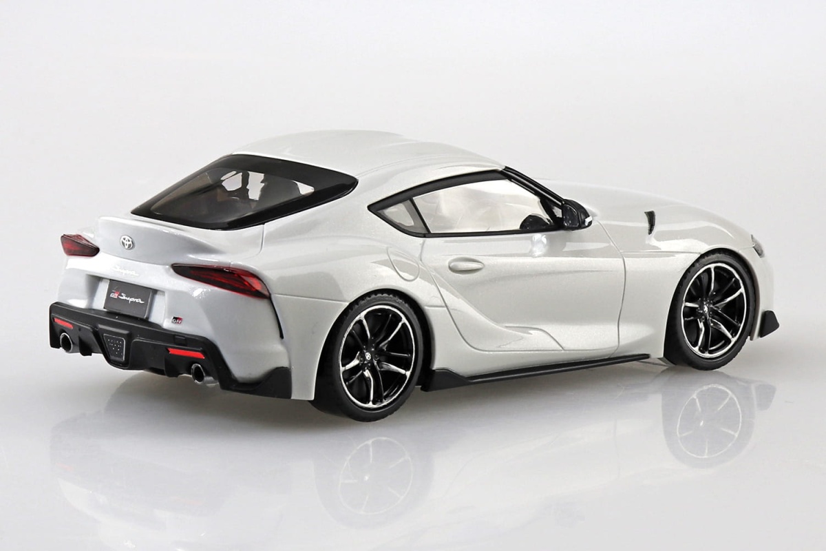 Zdjęcie dodatkowe produktu Toyota Supra MK5 GR (Metallic White) SNAP KIT 1:32 Aoshima 058862