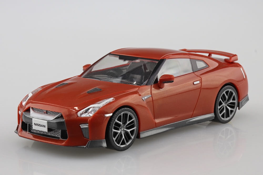 Zdjęcie dodatkowe produktu Nissan GT-R (Ultimate Shiny Orange) 1:32 Aoshima 056387