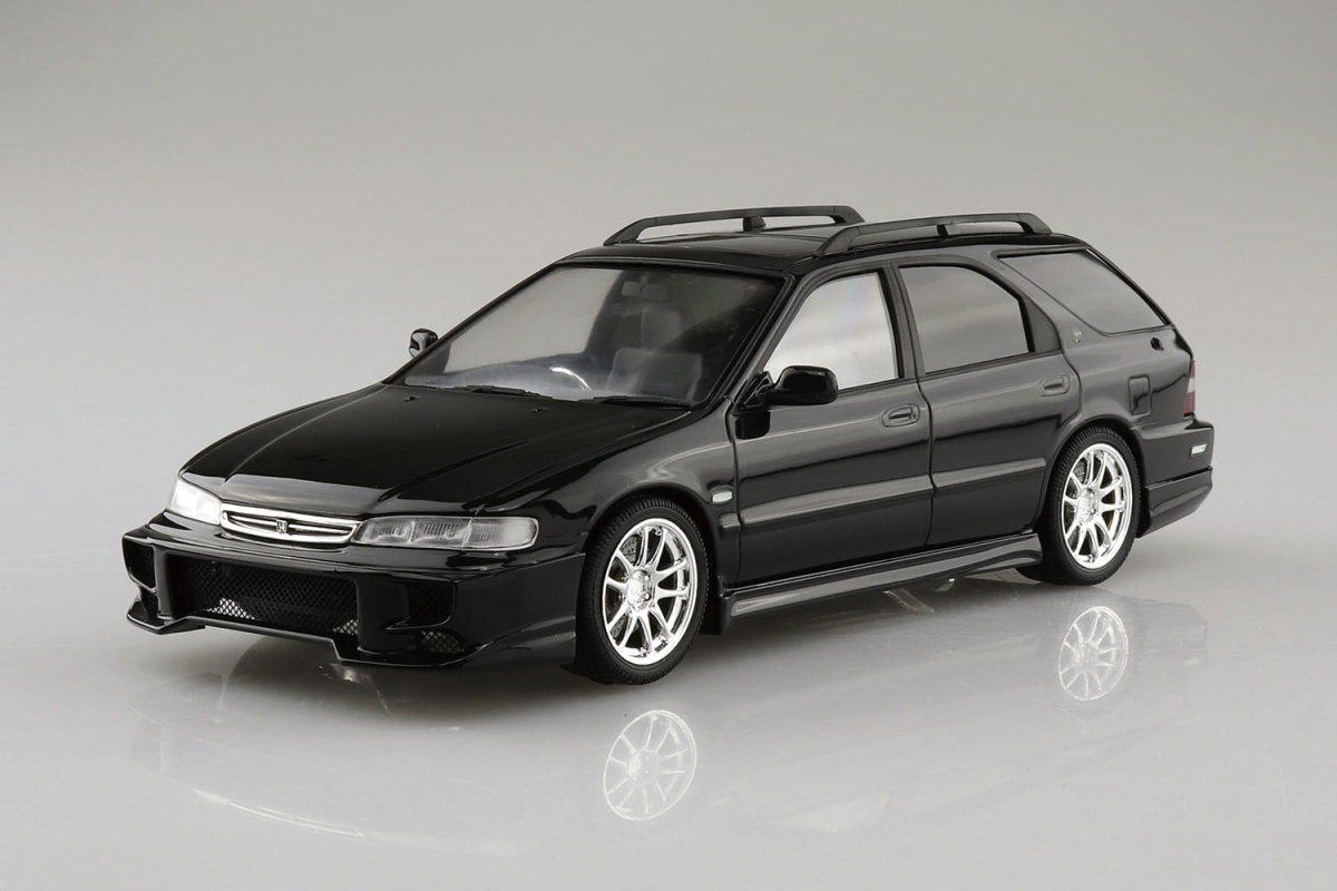 Zdjęcie dodatkowe produktu Honda Accord Wagon Wingswest CF2 '96 1:24 Aoshima 058039