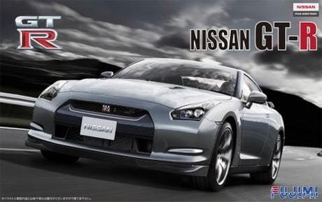 Nissan GT-R (R35) 1:24 Fujimi 037677