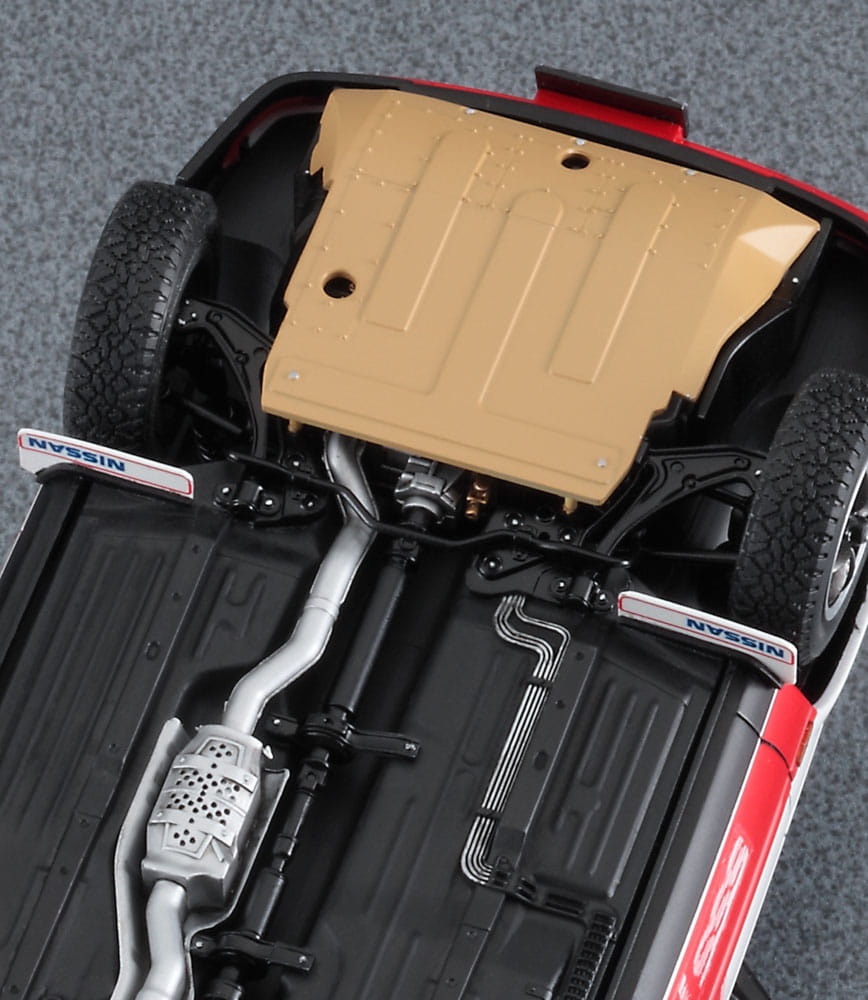 Zdjęcie dodatkowe produktu Nissan Bluebird 4d Sedan SSS-R (U12) 1:24 Hasegawa HC35