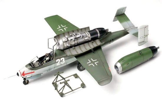 Zdjęcie dodatkowe produktu He162 A-2 Salamander 1:48 Tamiya 61097