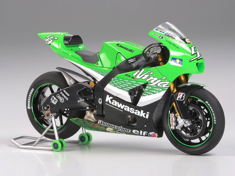 Zdjęcie dodatkowe produktu Kawasaki Ninja ZX-RR 1:12 Tamiya 14109