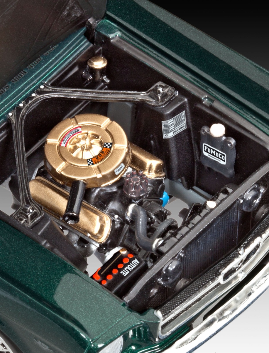 Zdjęcie dodatkowe produktu Ford Mustang 2+2 Fastback 1965 1:24 Revell 07065