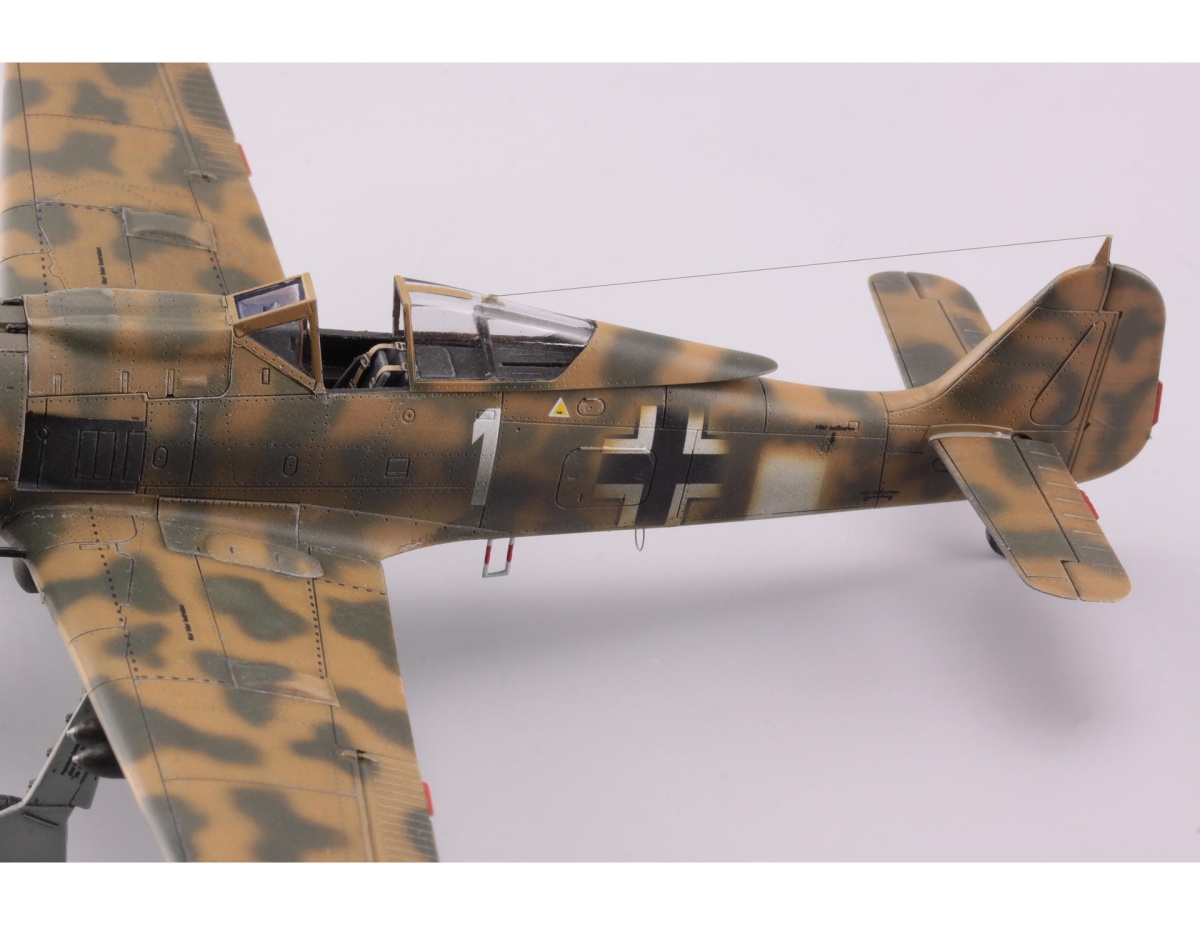 Zdjęcie dodatkowe produktu Fw 190F-8 1:72 Eduard 70119