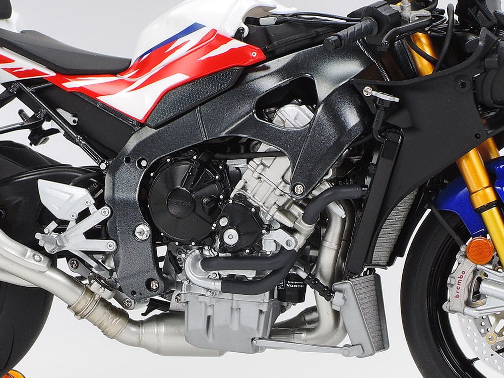 Zdjęcie dodatkowe produktu Honda CBR1000RR-R FIREBLADE SP 30th Anniversary 1:12 Tamiya 14141