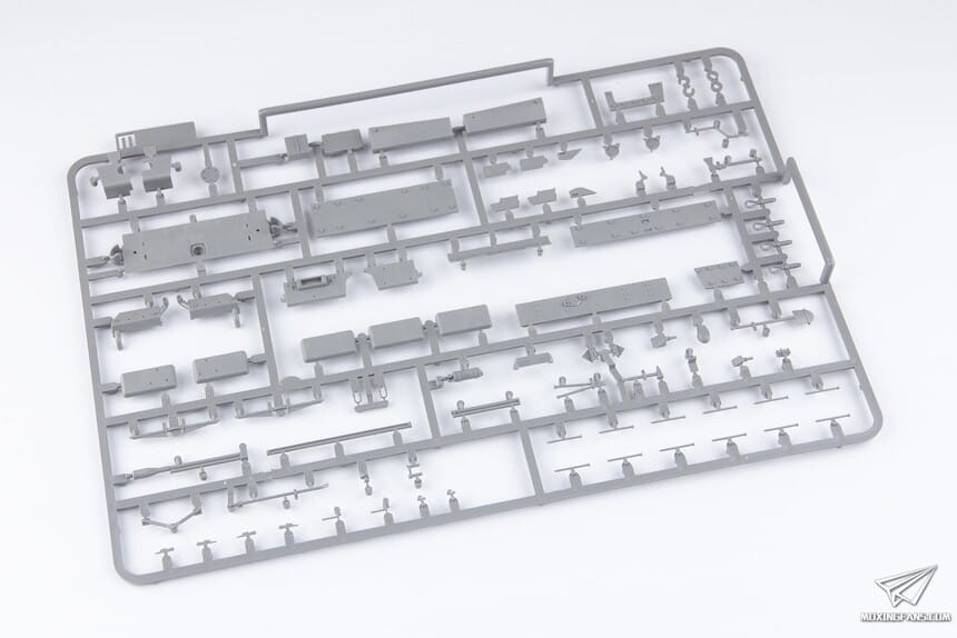 Zdjęcie dodatkowe produktu StuG III Ausf.G (with Winterketten) (early) 1:35 Takom 8010