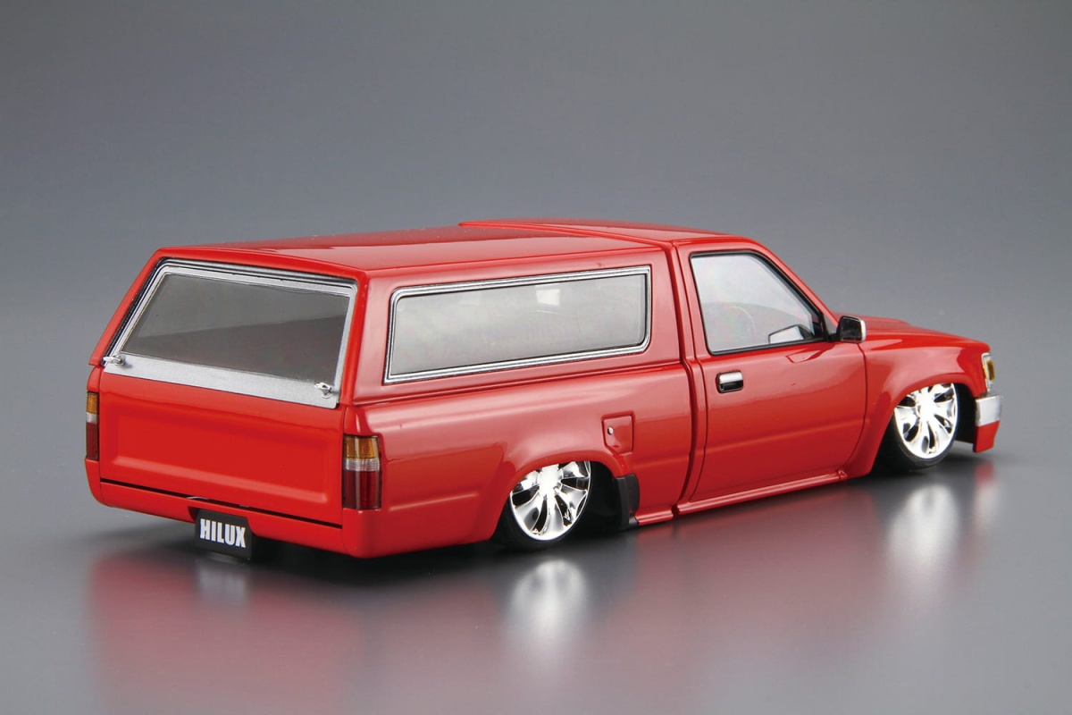 Zdjęcie dodatkowe produktu Toyota Hilux New Old School '95 1:24 Aoshima 057001