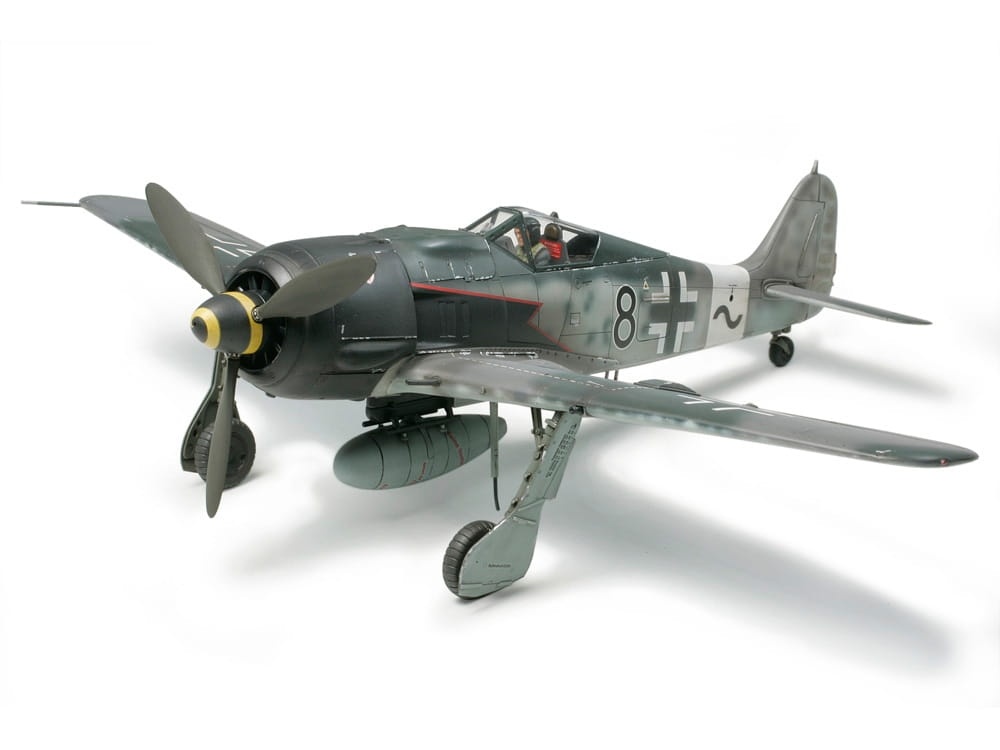 Zdjęcie dodatkowe produktu Fw190 A-8/A-8 R2 1:48 Tamiya 61095