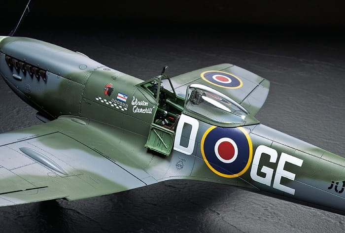 Zdjęcie dodatkowe produktu Supermarine Spitfire Mk.XVIe 1:32 Tamiya 60321