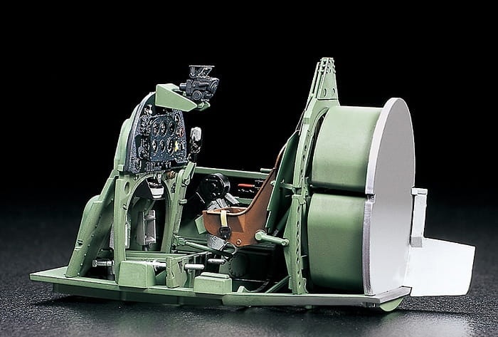 Zdjęcie dodatkowe produktu Supermarine Spitfire Mk.XVIe 1:32 Tamiya 60321