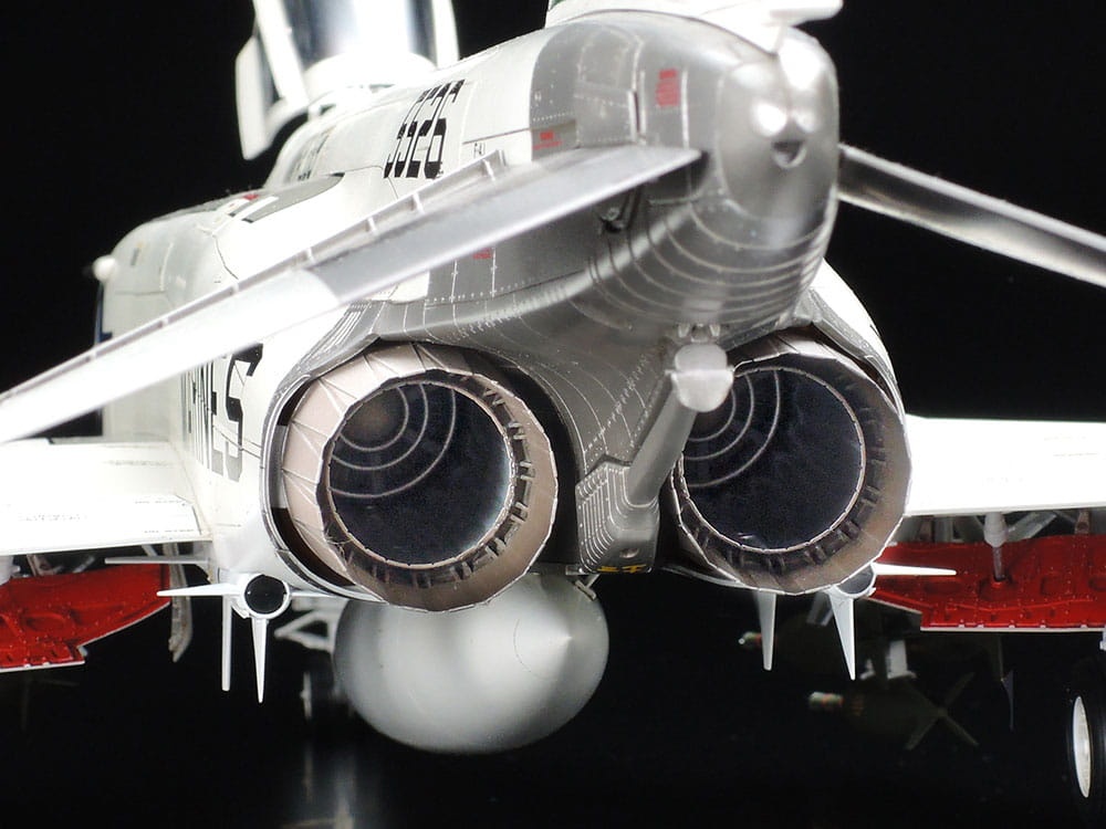 Zdjęcie dodatkowe produktu McDonnell Douglas F-4J Phantom II Marines 1:32 Tamiya 60308