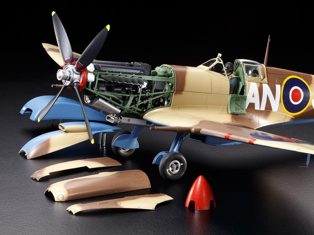 Zdjęcie dodatkowe produktu Supermarine Spitfire Mk.VIII 1:32 Tamiya 60320