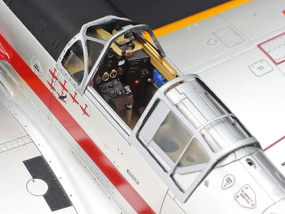 Zdjęcie dodatkowe produktu Kawasaki Ki-61-Id Hien (Tony) (w/Camo Decals) 1:48 Tamiya 25424