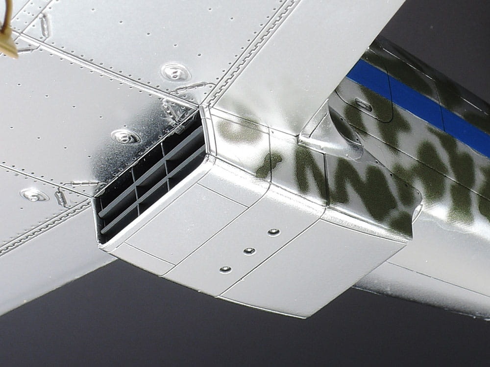 Zdjęcie dodatkowe produktu Kawasaki Ki-61-Id Hien (Tony) (w/Camo Decals) 1:48 Tamiya 25424