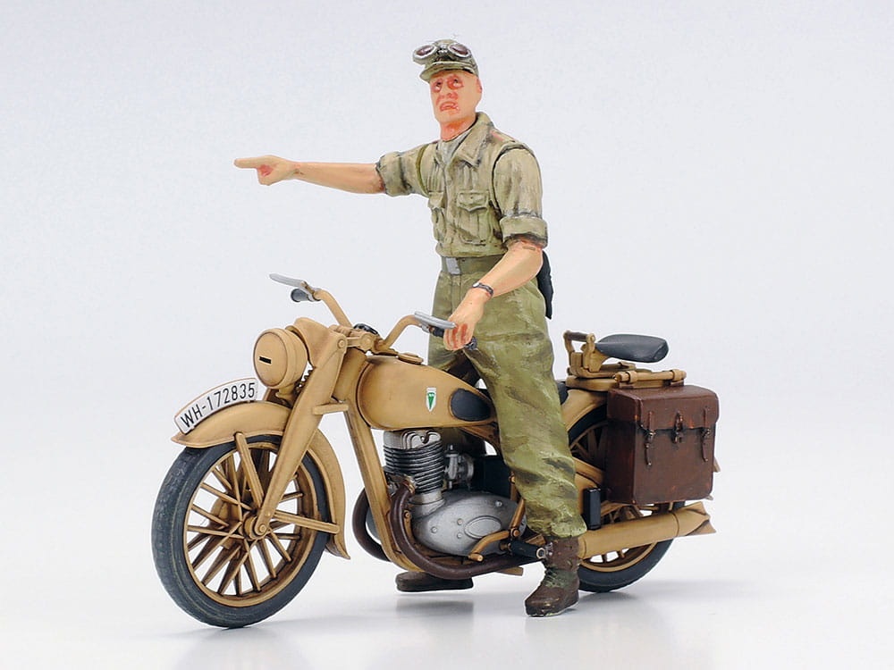 Zdjęcie dodatkowe produktu Panzerkampfwagen IV Ausf.F and Motorcycle Set North Africa 1:35 Tamiya 25208