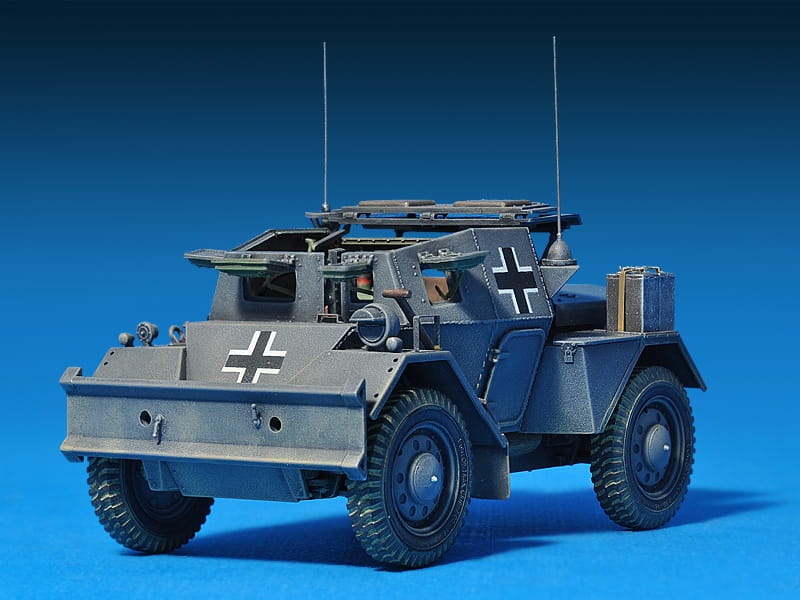 Zdjęcie dodatkowe produktu Dingo Mk.ii Scout Car W/crew Pz.kmpf. Mk.i 202(e) 1:35 MiniArt 35074