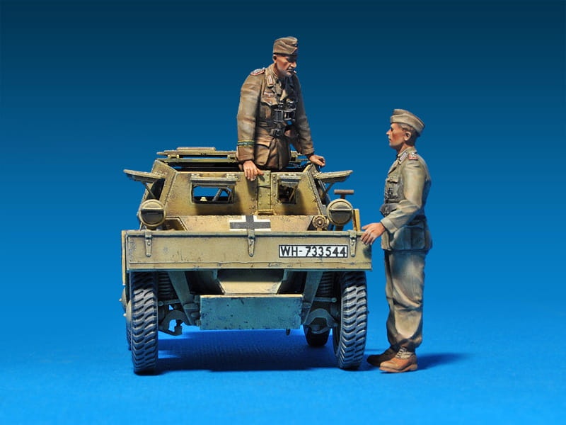 Zdjęcie dodatkowe produktu Leichter Pz.kpfw. 202(e) W/crew Dingo Mk.i 1:35 MiniArt 35082