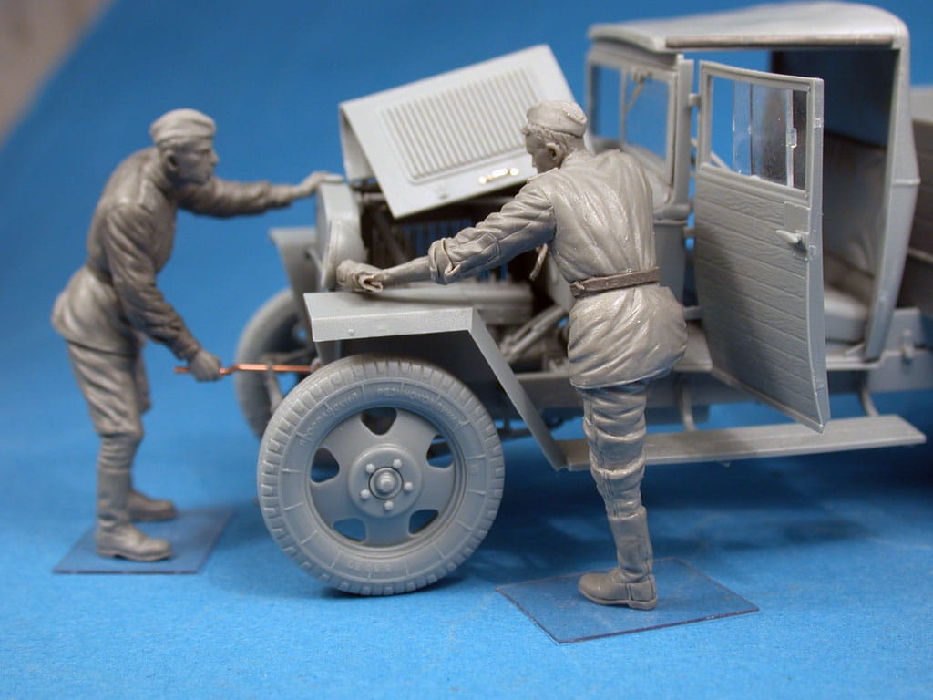 Zdjęcie dodatkowe produktu Red Army Drivers 1:35 MiniArt 35144