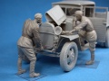 Zdjęcie dodatkowe produktu Red Army Drivers 1:35 MiniArt 35144