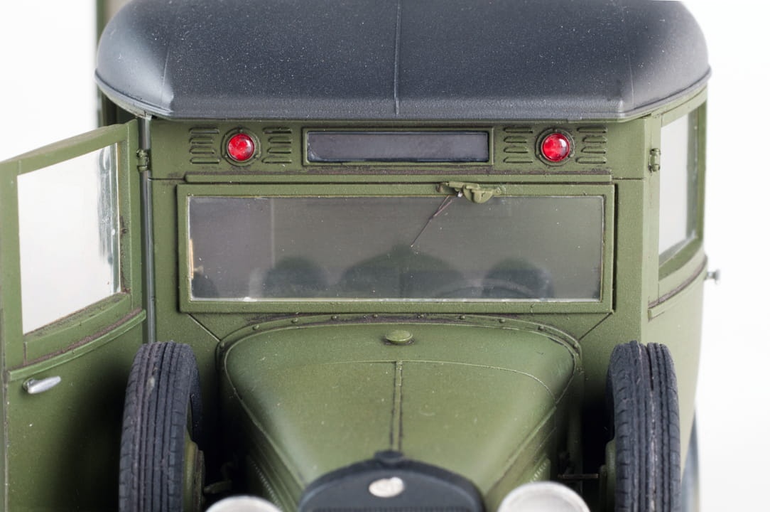 Zdjęcie dodatkowe produktu Gaz-05-194 Ambulance 1:35 MiniArt 35164