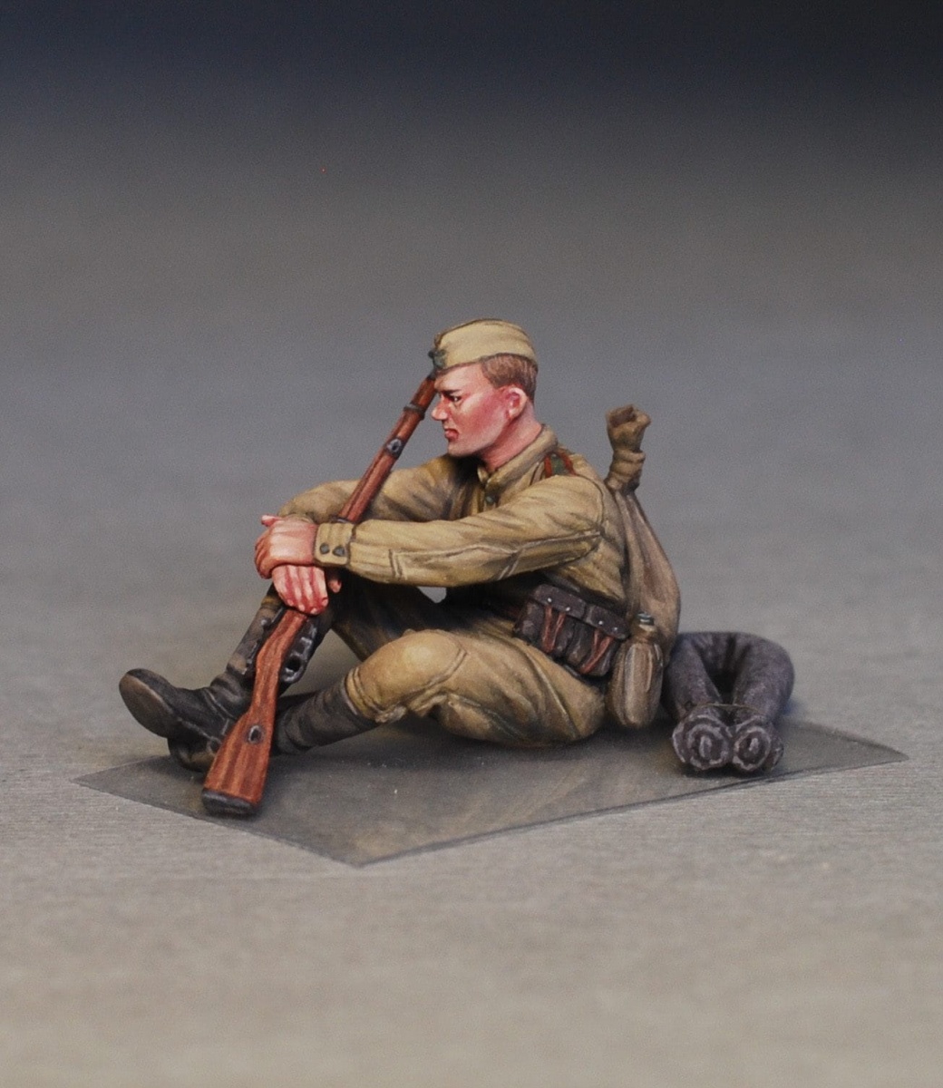 Zdjęcie dodatkowe produktu Soviet Soldiers Taking A Break 1:35 MiniArt 35233