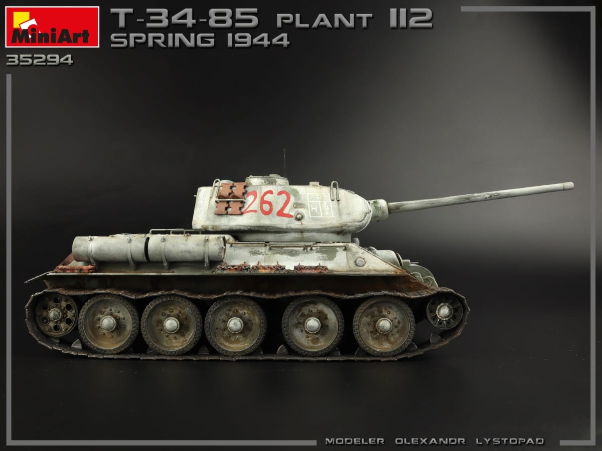 Zdjęcie dodatkowe produktu T-34/85 Plant 112. Spring 1944. Interior Kit 1:35 MiniArt 35294