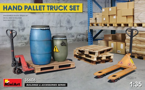 Hand Pallet Truck Set 1:35 MiniArt 35606