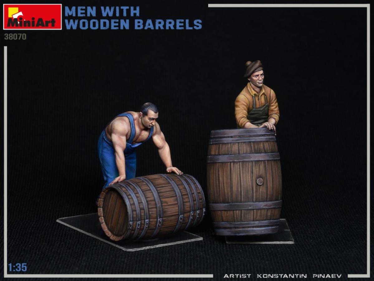 Zdjęcie dodatkowe produktu Men With Wooden Barrels 1:35 MiniArt 38070