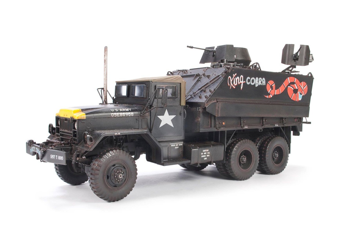 Zdjęcie dodatkowe produktu US Army Vietnam War Gun Truck King King Cobra 1:35 AFV Club 35323