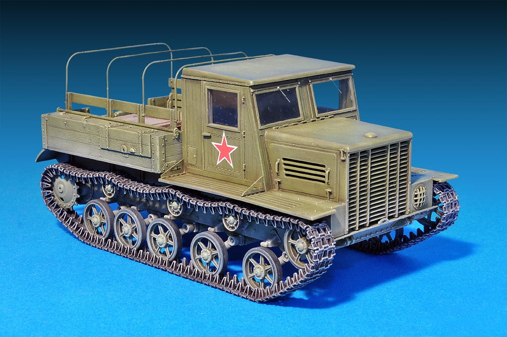 Zdjęcie dodatkowe produktu Soviet Artillery Tractor YA-12 1:35 MiniArt 35140