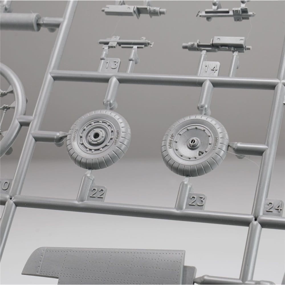 Zdjęcie dodatkowe produktu Focke-Wulf Fw190A-6 w/WGr.21 And Full Engine And Weapon Interior 1:35 Border Model BF003
