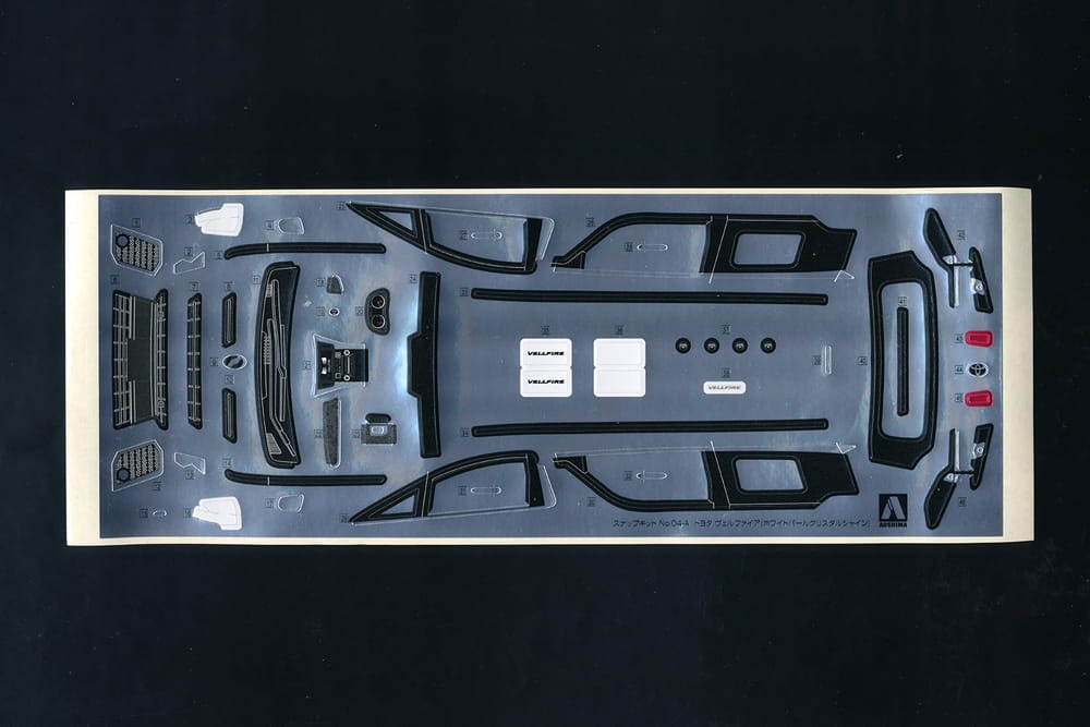 Zdjęcie dodatkowe produktu Toyota Vellfire (White Pearl Crystal Shine) 1:32 Aoshima 05630