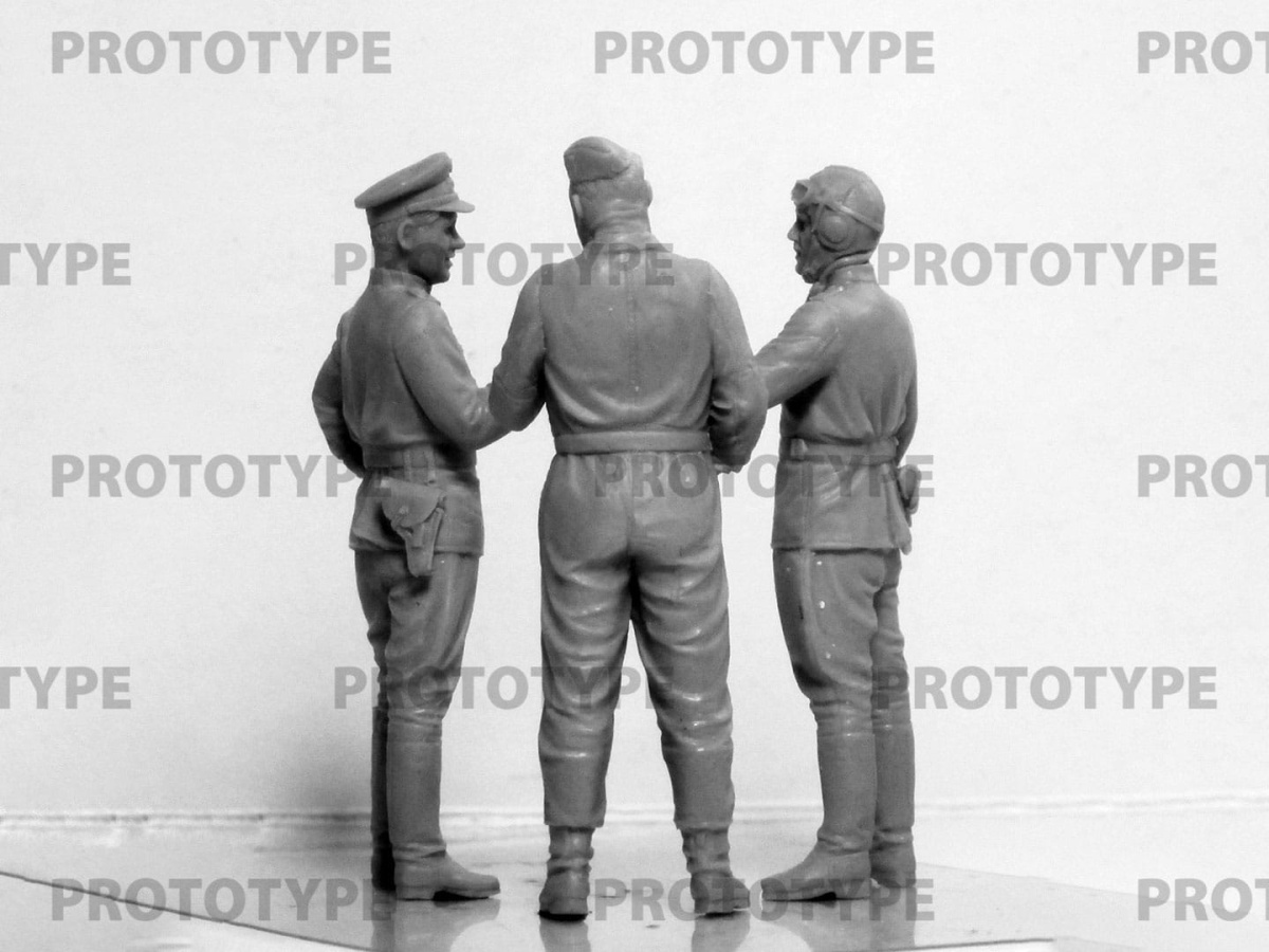 Zdjęcie dodatkowe produktu Pilots of the Soviet Air Force 1943-1945 1:32 ICM 32117
