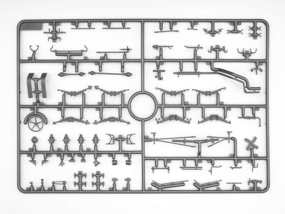 Zdjęcie dodatkowe produktu FWD Type B (WWI US Ammunition Truck) 1:35 ICM 35656