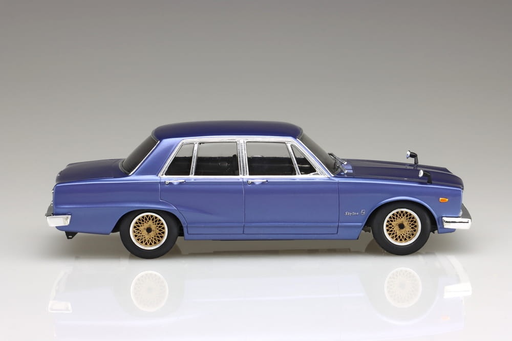 Zdjęcie dodatkowe produktu Nissan GC10 Skyline 2000GT '71 1:24 Aoshima 05836