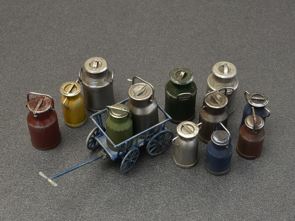 Zdjęcie dodatkowe produktu Milk Cans With Small Cart 1:35 MiniArt 35580