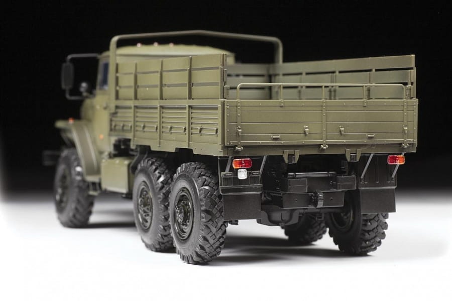 Zdjęcie dodatkowe produktu Ural 4320 1:35 Zvezda 3654