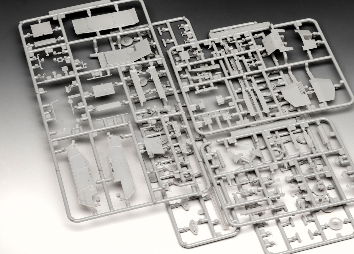 Zdjęcie dodatkowe produktu Sturmpanzer 38(t) Grille Ausf. M 1:72 Revell 03315