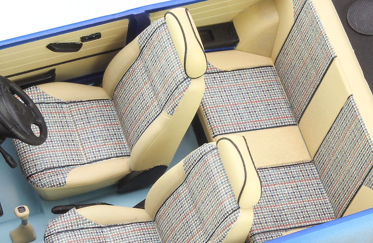 Zdjęcie dodatkowe produktu Mini Mayfair (1997) 1:24 Hasegawa 20671