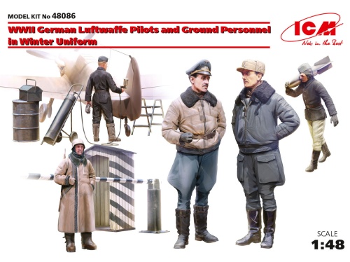 WWII German Luftwaffe Pilots and Ground Personnel in Winter Uniform 1:48 ICM 48086