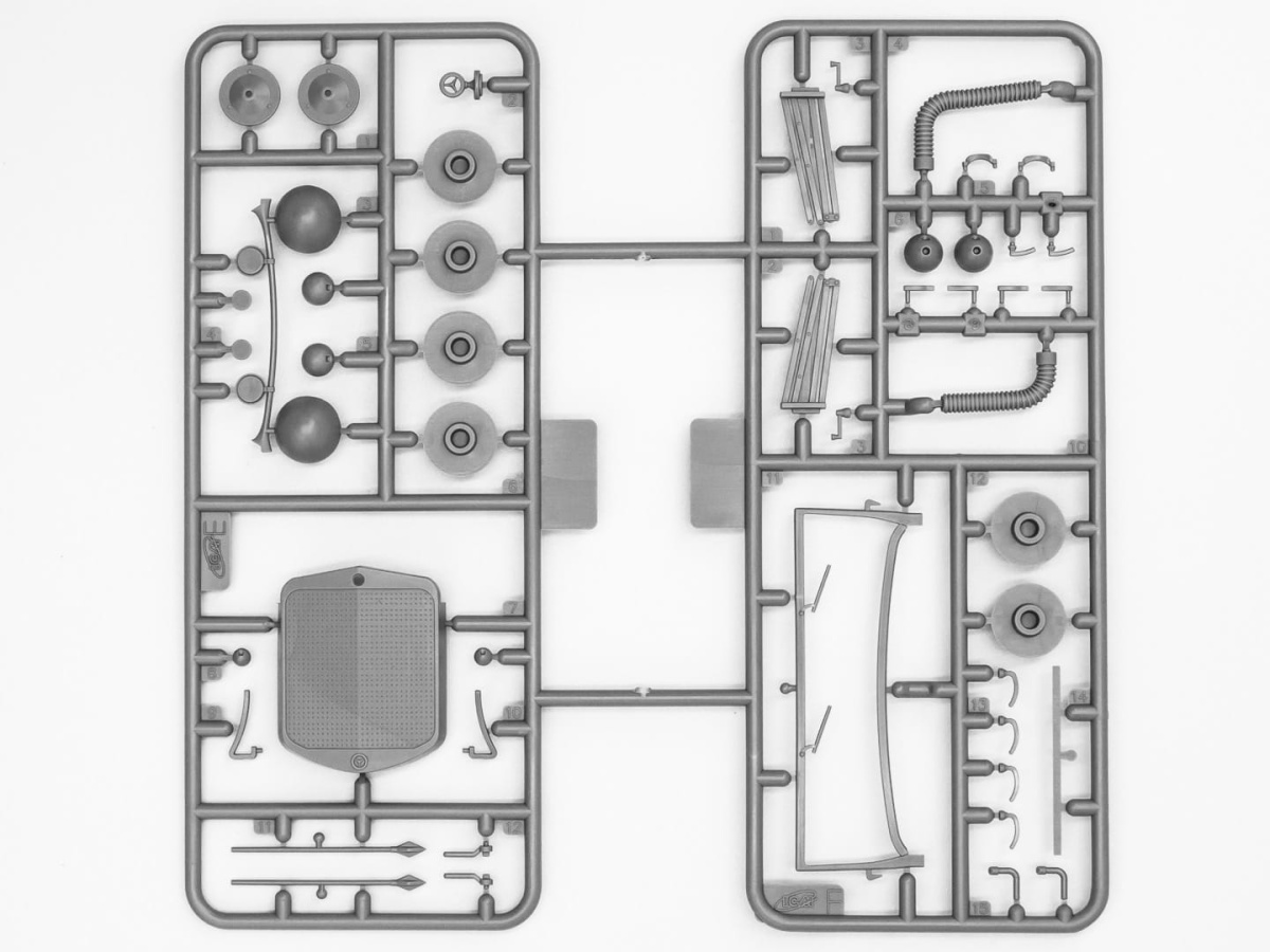 Zdjęcie dodatkowe produktu Typ G4 Soft Top 1:24 ICM 24012